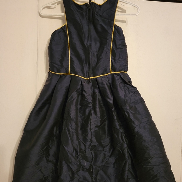 Size 13/14 Girls Dress - Picture 2 of 3
